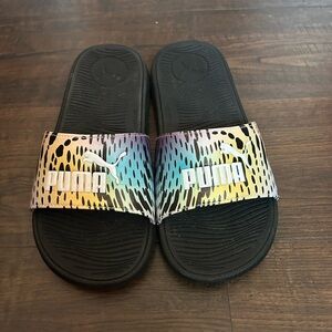 Puma slides women’s size 7